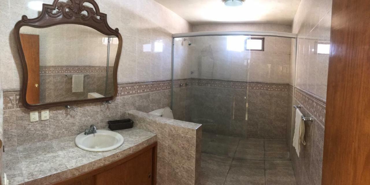Casa Zul; Cafe Hostal En Lagos De Moreno, Jal. Luaran gambar